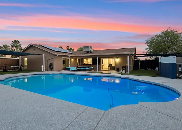 Roll And Roam Phoenix